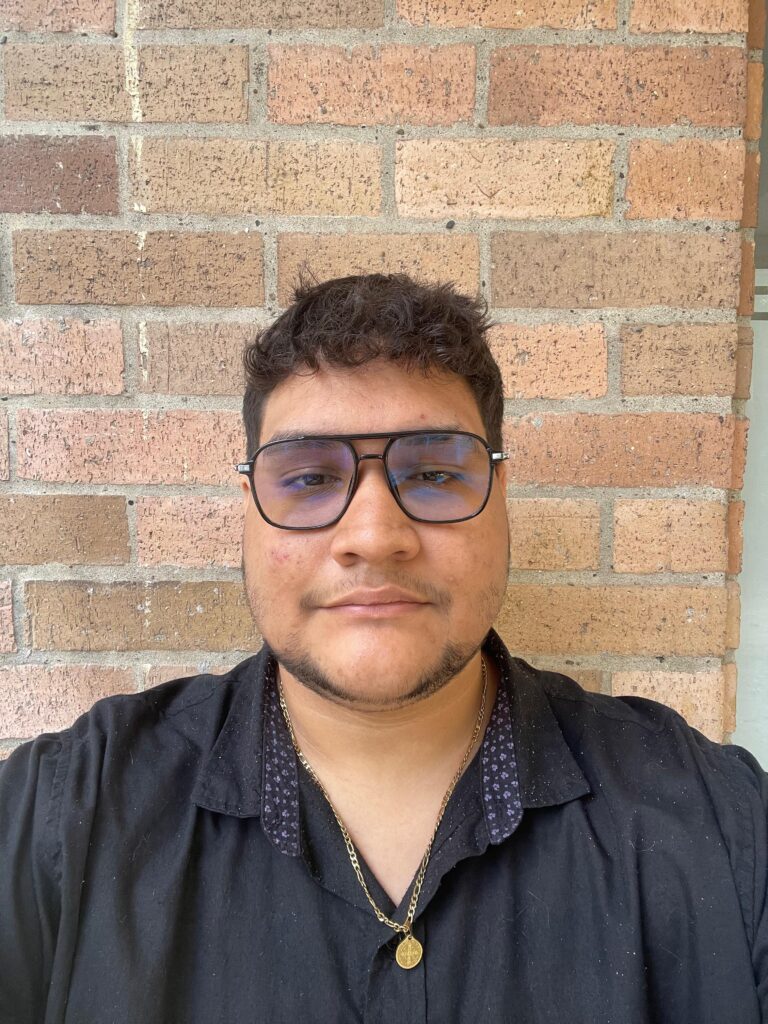 JUAN TOVAR
